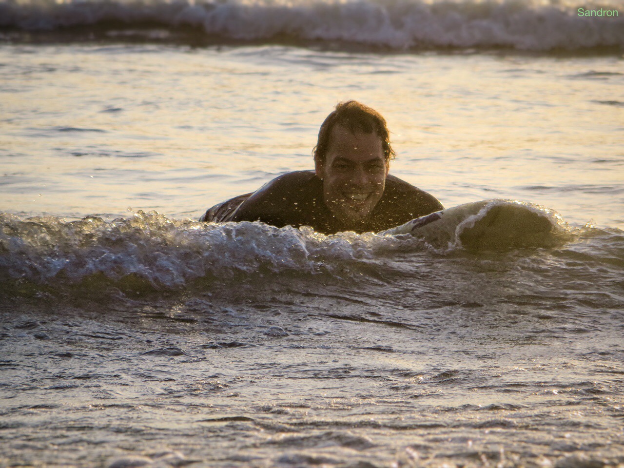 Surfmania in Pacitan